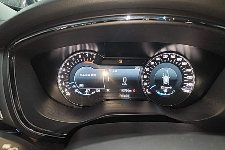 Used Ford Taurus 2017 EcoBoost 245 Flagship Model Instrument Cluster