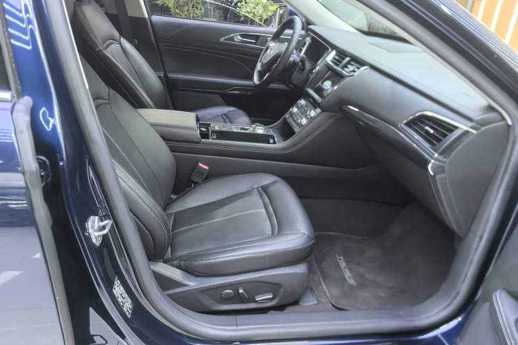 Used Ford Taurus 2017 EcoBoost 245 Fashion Edition Interior 7