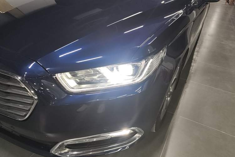 Used Ford Taurus 2017 EcoBoost 245 Flagship Model Left Front Headlight