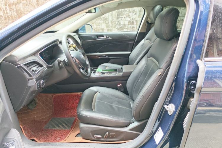 Used Ford Taurus 2017 EcoBoost 245 Luxury Model Left Front Seat