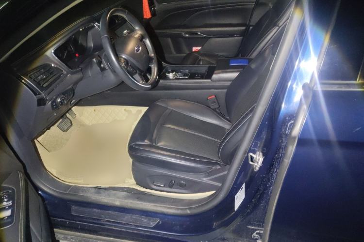 Used Ford Taurus 2017 EcoBoost 180 Luxury Model Left Front Seat