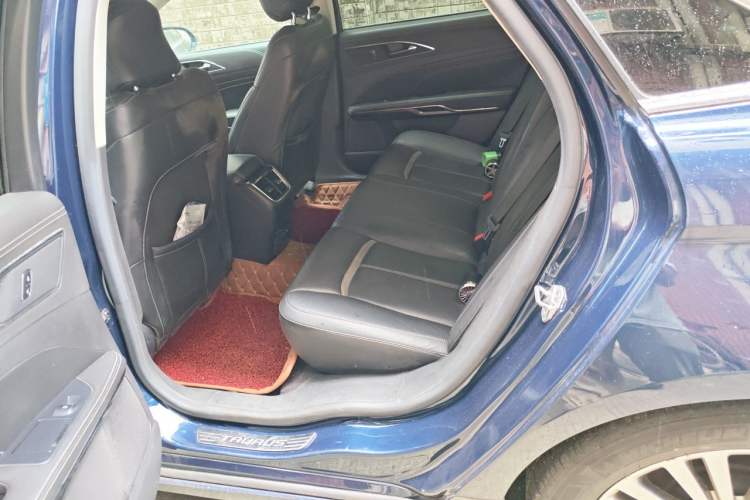 Used Ford Taurus 2017 EcoBoost 245 Luxury Model Left Rear Seat