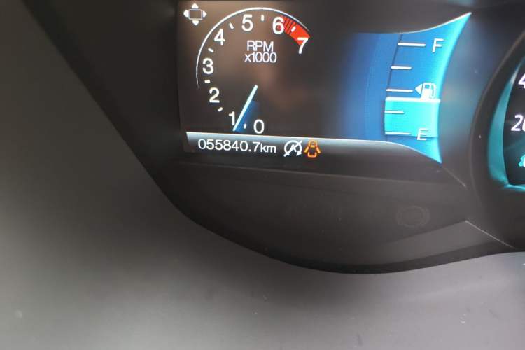 Used Ford Taurus 2017 Facelifted EcoBoost 245 Fashion Edition Odometer Close Up