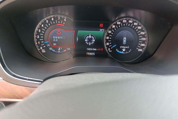 Used Ford Taurus 2017 EcoBoost 245 Flagship Model Odometer Close Up