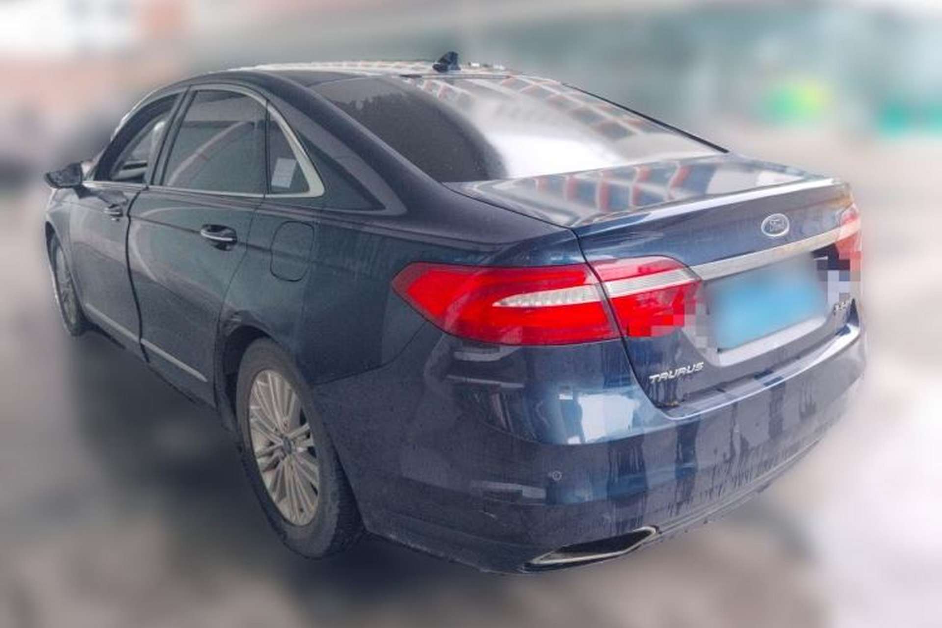 Used Ford Taurus 2017 EcoBoost 245 Fashion Edition Rear Left 45 Deg