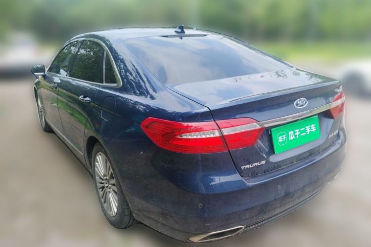 Used Ford Taurus 2017 EcoBoost 245 Luxury Model Rear Left 45 Deg