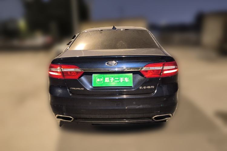 Used Ford Taurus 2017 EcoBoost 245 Luxury Model Rear