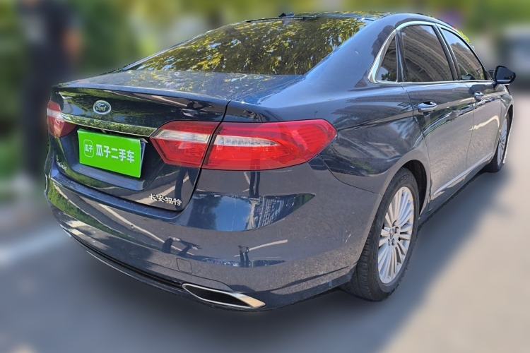 Used Ford Taurus 2017 EcoBoost 245 Luxury Model Rear Right 45 Deg
