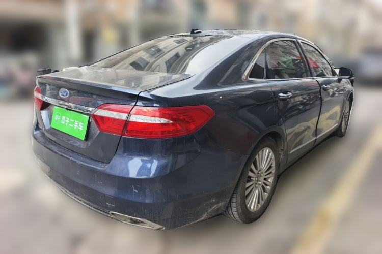 Used Ford Taurus 2017 EcoBoost 245 Luxury Model Rear Right 45 Deg