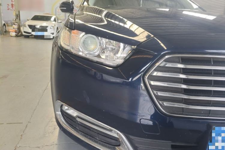 Used Ford Taurus 2017 EcoBoost 245 Fashion Edition Right Front Headlight