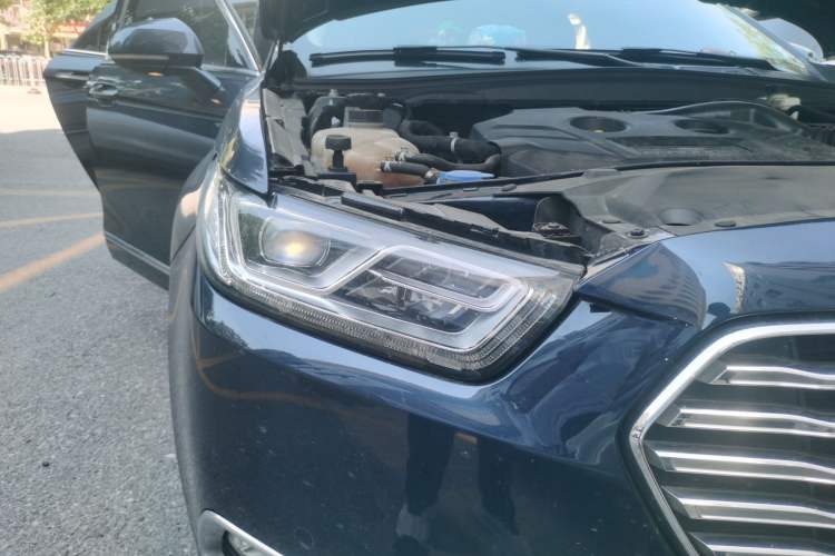 Used Ford Taurus 2017 EcoBoost 245 Luxury Model Right Front Headlight