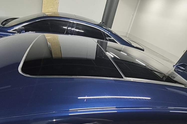 Used Ford Taurus 2017 EcoBoost 245 Flagship Model Roof