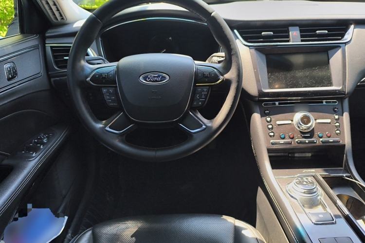 Used Ford Taurus 2017 EcoBoost 245 Luxury Model Steering Wheel