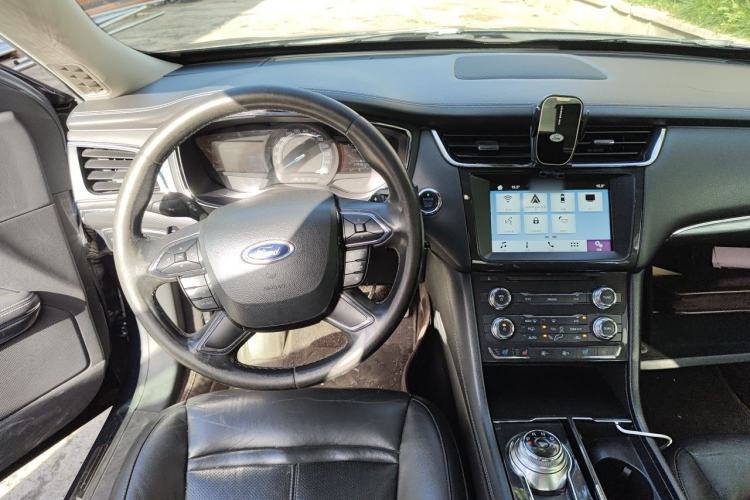 Used Ford Taurus 2017 EcoBoost 245 Fashion Edition Steering Wheel