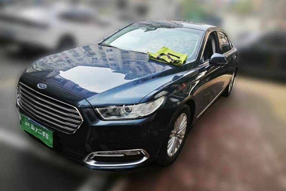 Ford Taurus 2017