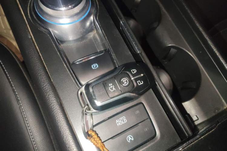 Used Ford Taurus 2017 EcoBoost 180 Luxury Model Vehicle Key