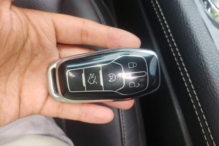 Used Ford Taurus 2017 EcoBoost 245 Luxury Model Vehicle Key