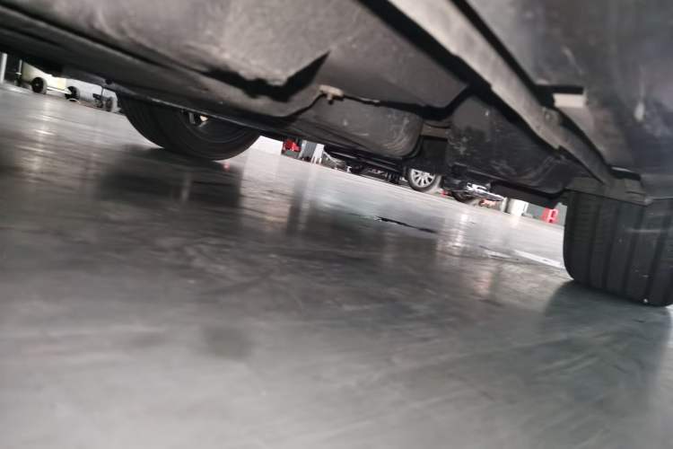 Used Ford Taurus 2017 EcoBoost 245 Flagship Model Chassis Rear Left