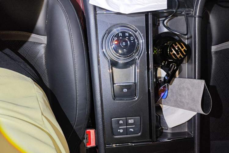 Used Ford Taurus 2017 EcoBoost 245 Flagship Model Gear Lever