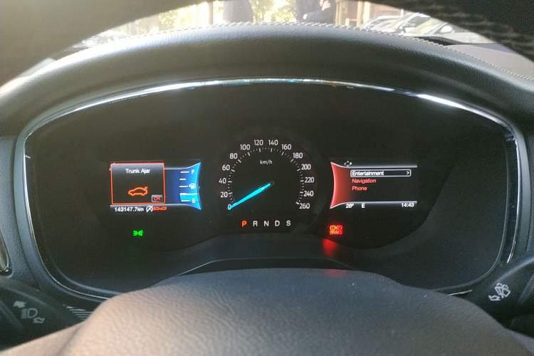 Used Ford Taurus 2017 EcoBoost 245 Luxury Model Instrument Cluster