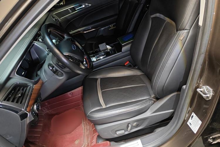 Used Ford Taurus 2017 EcoBoost 245 Flagship Model Left Front Seat