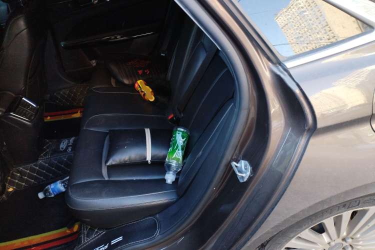 Used Ford Taurus 2017 EcoBoost 245 Luxury Model Left Rear Seat