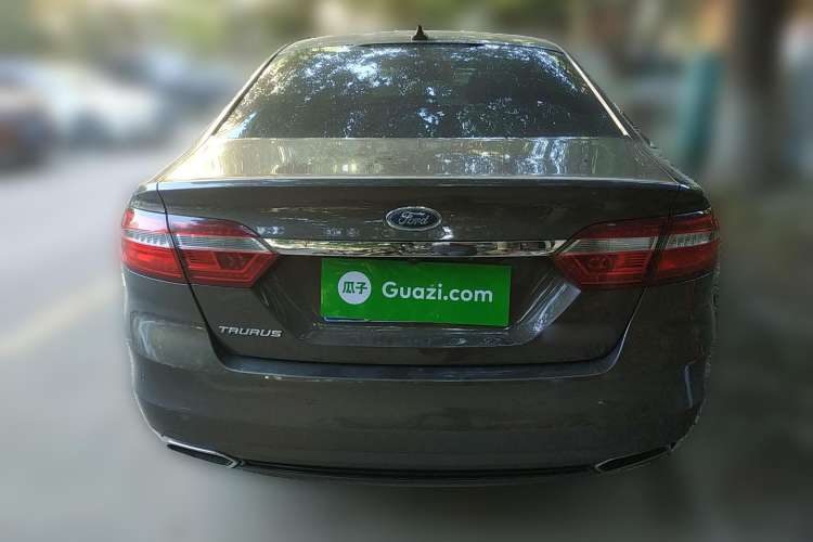 Used Ford Taurus 2017 EcoBoost 245 Luxury Model Rear