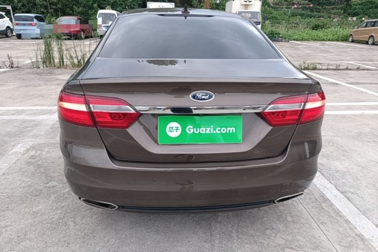 Used Ford Taurus 2017 EcoBoost 245 Fashion Edition Rear