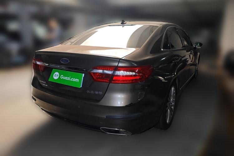 Used Ford Taurus 2017 EcoBoost 245 Flagship Model Rear Right 45 Deg
