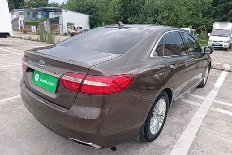 Used Ford Taurus 2017 EcoBoost 245 Fashion Edition Rear Right 45 Deg