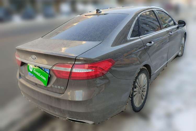 Used Ford Taurus 2017 EcoBoost 245 Luxury Model Rear Right 45 Deg