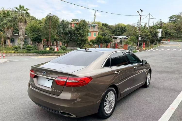 Used Ford Taurus 2017 EcoBoost 245 Fashion Edition Rear Right 45 Deg