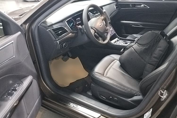 Used Ford Taurus 2017 EcoBoost 245 Luxury Model Driver Seat