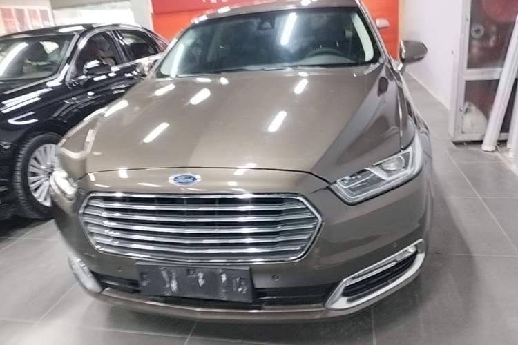Used Ford Taurus 2017 EcoBoost 245 Luxury Model Front