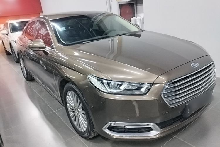 Used Ford Taurus 2017 EcoBoost 245 Luxury Model Front Right 45 Deg