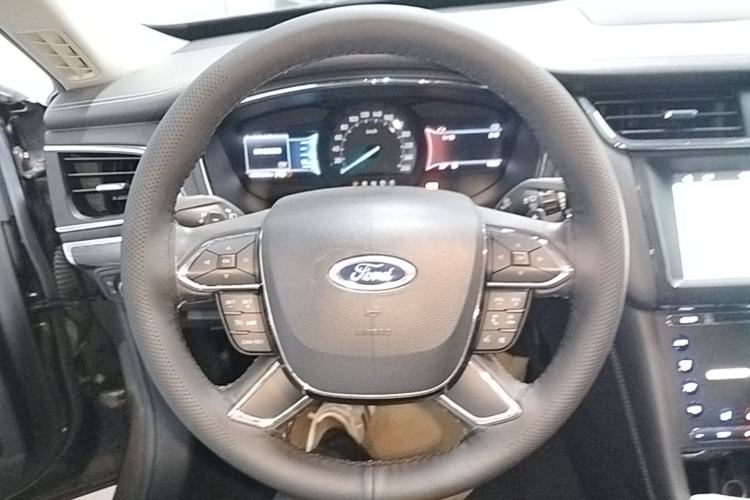 Used Ford Taurus 2017 EcoBoost 245 Luxury Model Steering Wheel