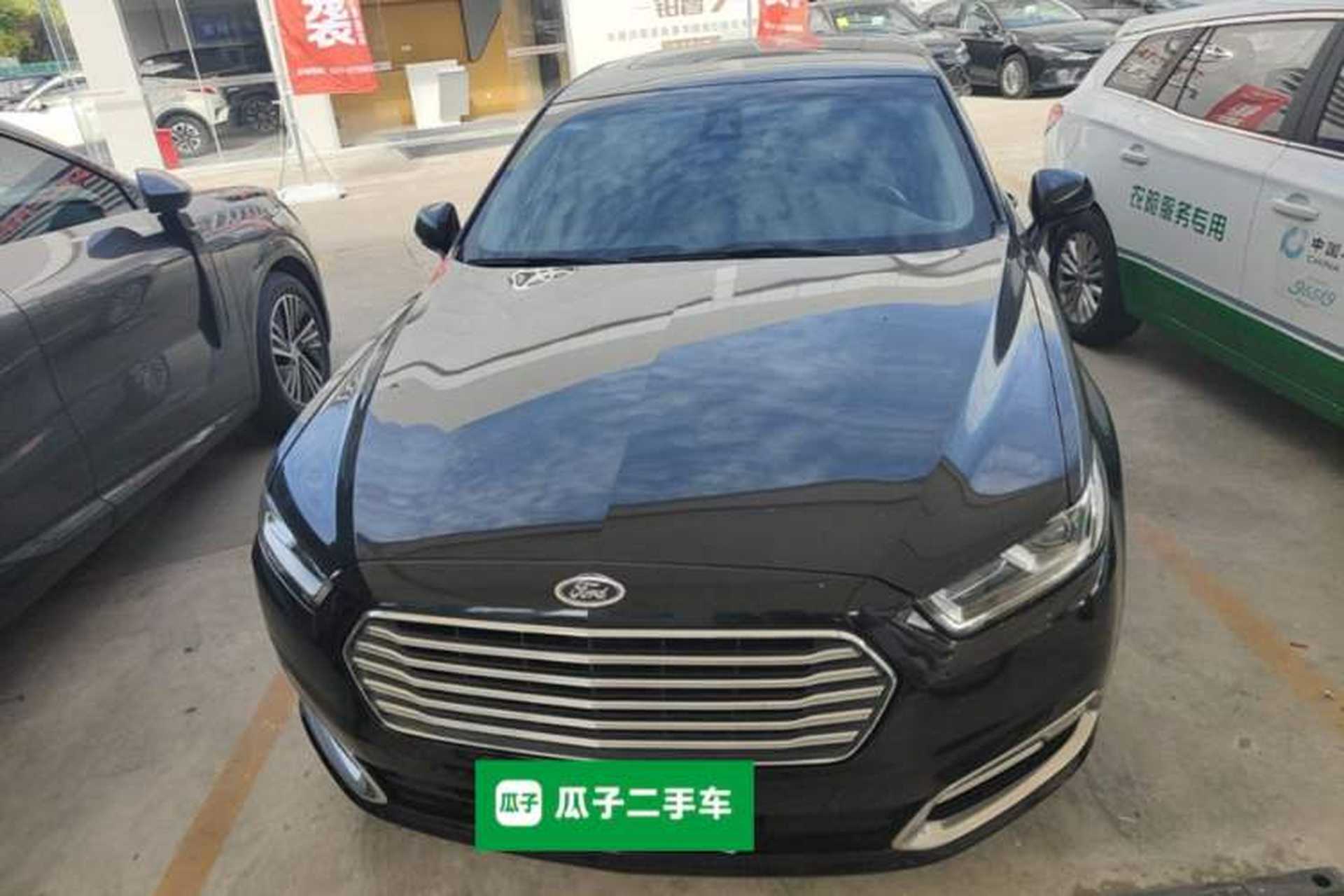 Used Ford Taurus 2017 EcoBoost 245 Luxury Model Front