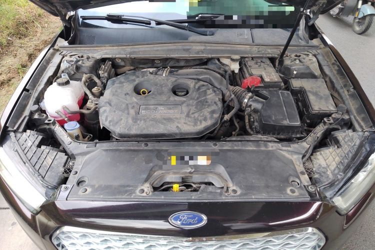 Used Ford Taurus 2017 EcoBoost 245 Fashion Edition Engine Bay
