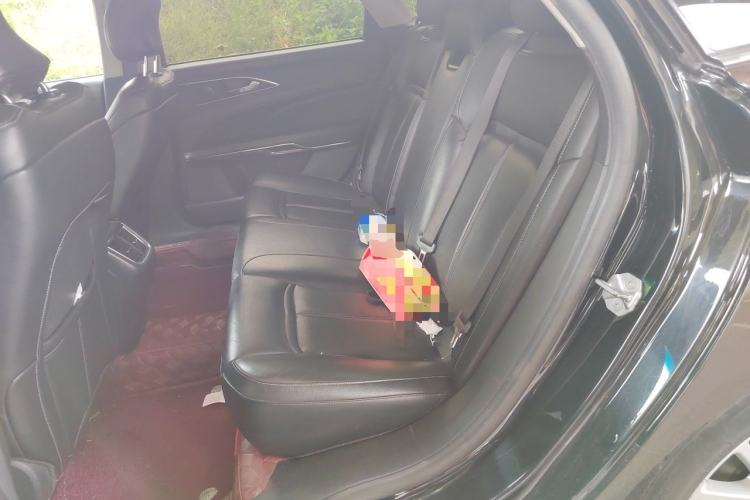 Used Ford Taurus 2017 EcoBoost 245 Fashion Edition Left Rear Seat