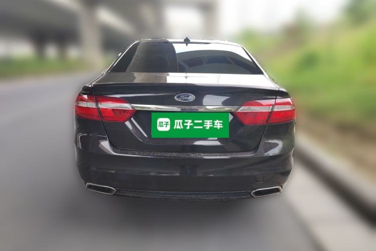 Used Ford Taurus 2017 EcoBoost 245 Fashion Edition Rear