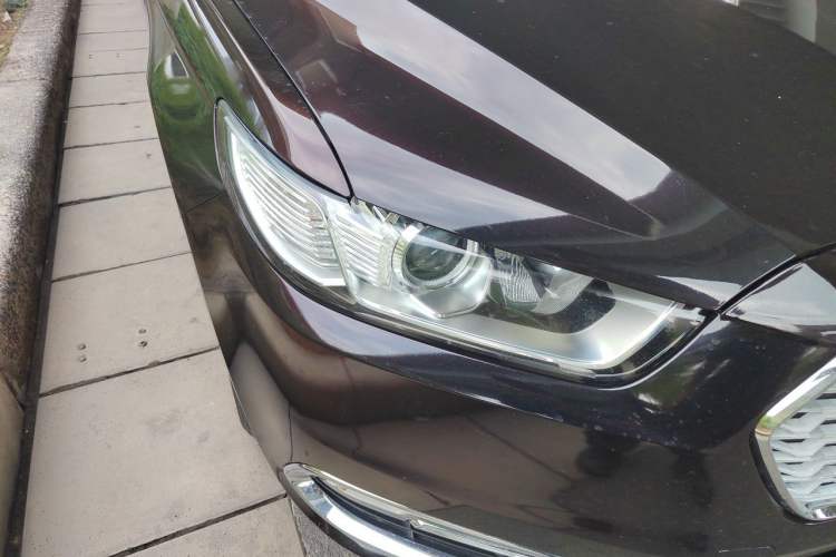Used Ford Taurus 2017 EcoBoost 245 Fashion Edition Right Front Headlight