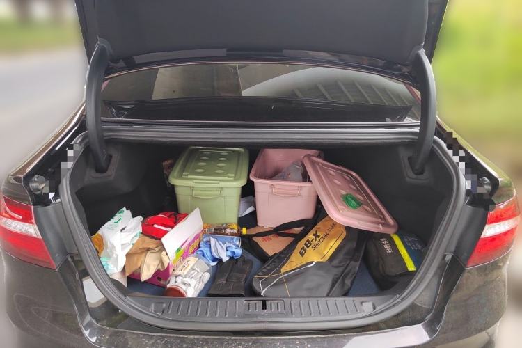 Used Ford Taurus 2017 EcoBoost 245 Fashion Edition Trunk