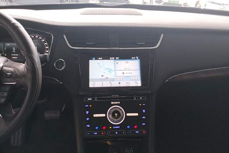 Used Ford Taurus 2017 EcoBoost 245 Flagship Model Audio And AC Panel