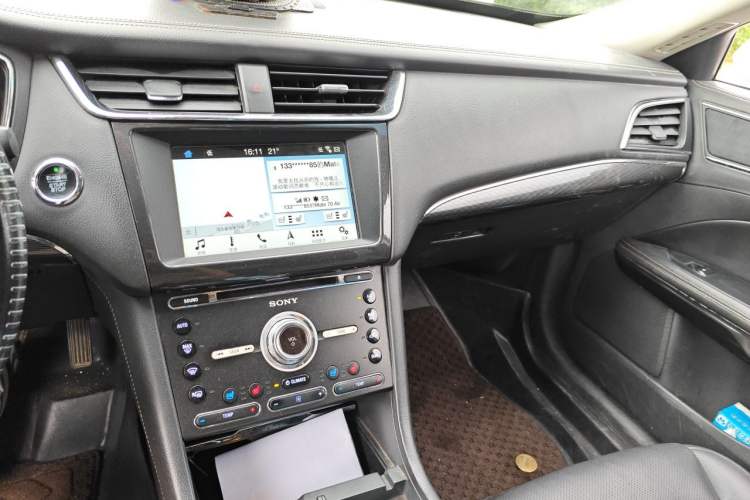 Used Ford Taurus 2017 EcoBoost 245 Luxury Model Audio And AC Panel