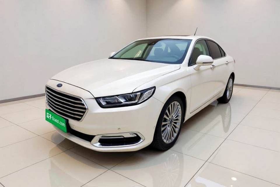 Ford Taurus 2017
