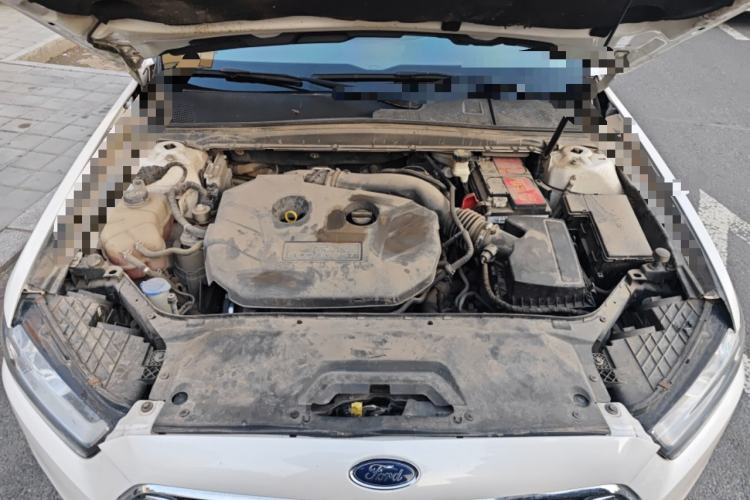 Used Ford Taurus 2017 EcoBoost 180 Luxury Model Engine Bay