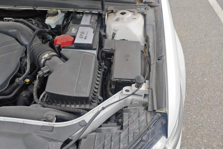 Used Ford Taurus 2017 EcoBoost 245 Fashion Edition Engine Bay Left