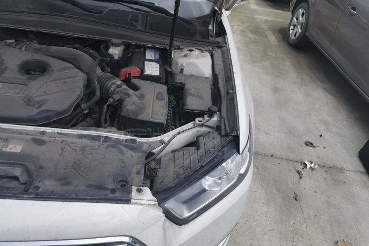 Used Ford Taurus 2017 EcoBoost 245 Fashion Edition Engine Bay Left