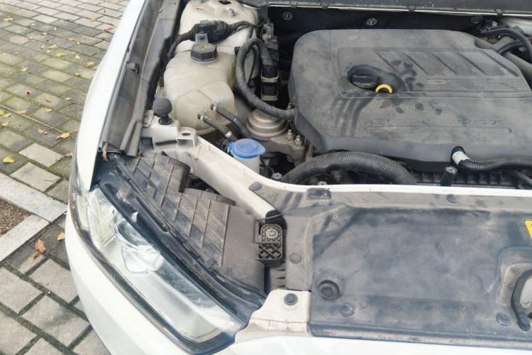 Used Ford Taurus 2017 EcoBoost 180 Luxury Model Engine Bay Right