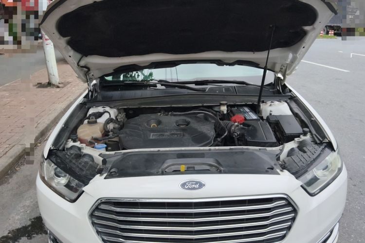 Used Ford Taurus 2017 EcoBoost 245 Fashion Edition Engine Bay